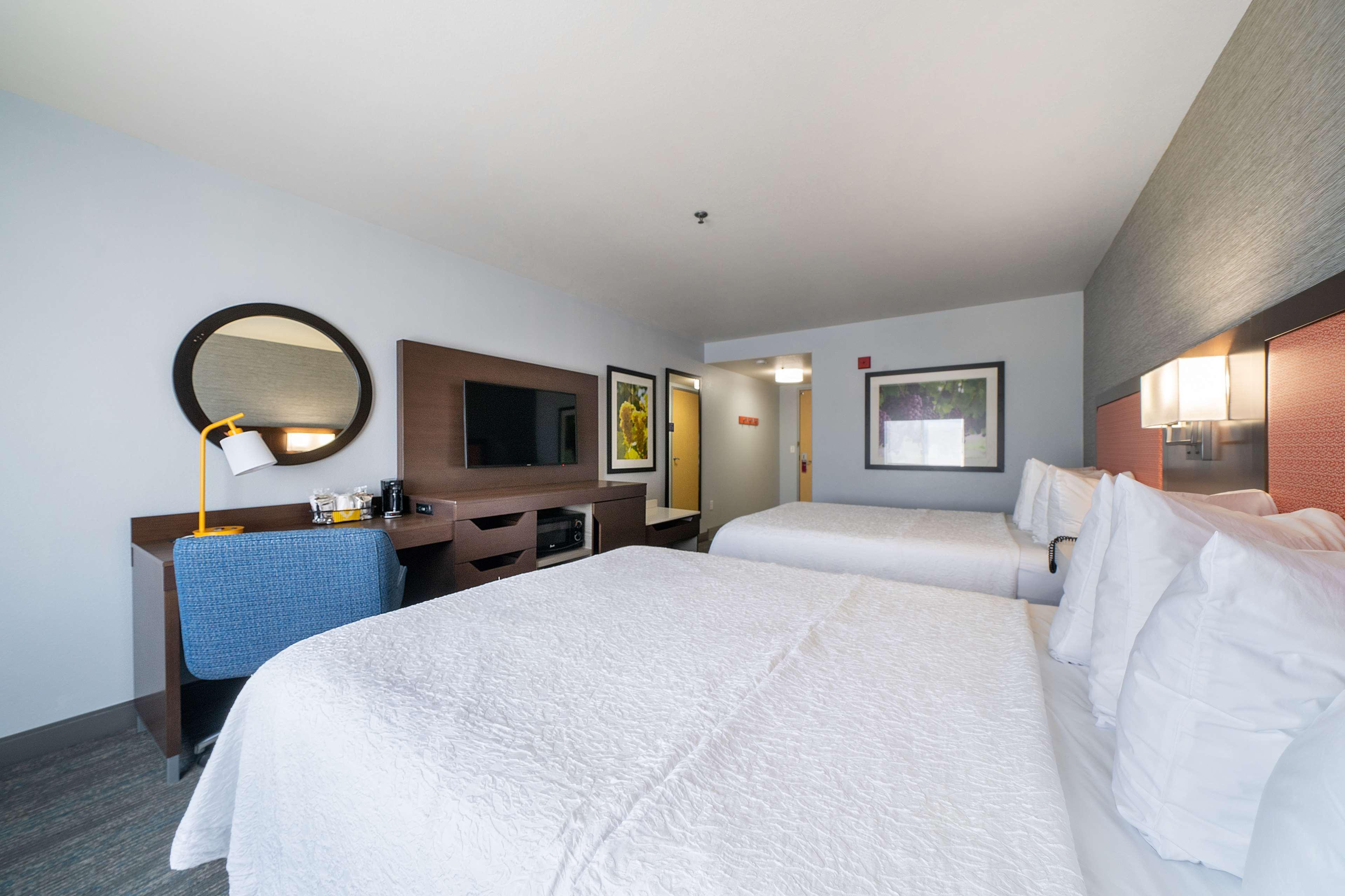 Hampton Inn & Suites Modesto - Salida Exterior photo